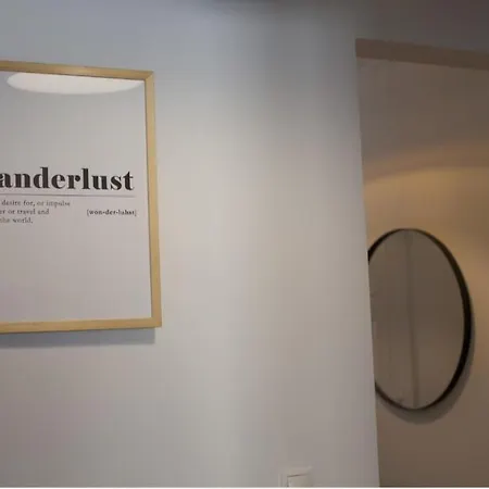 Great Living شقة Rhodes City