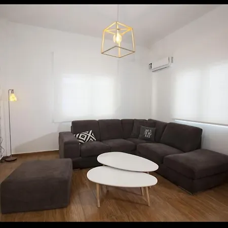 Апартаменти Great Living *